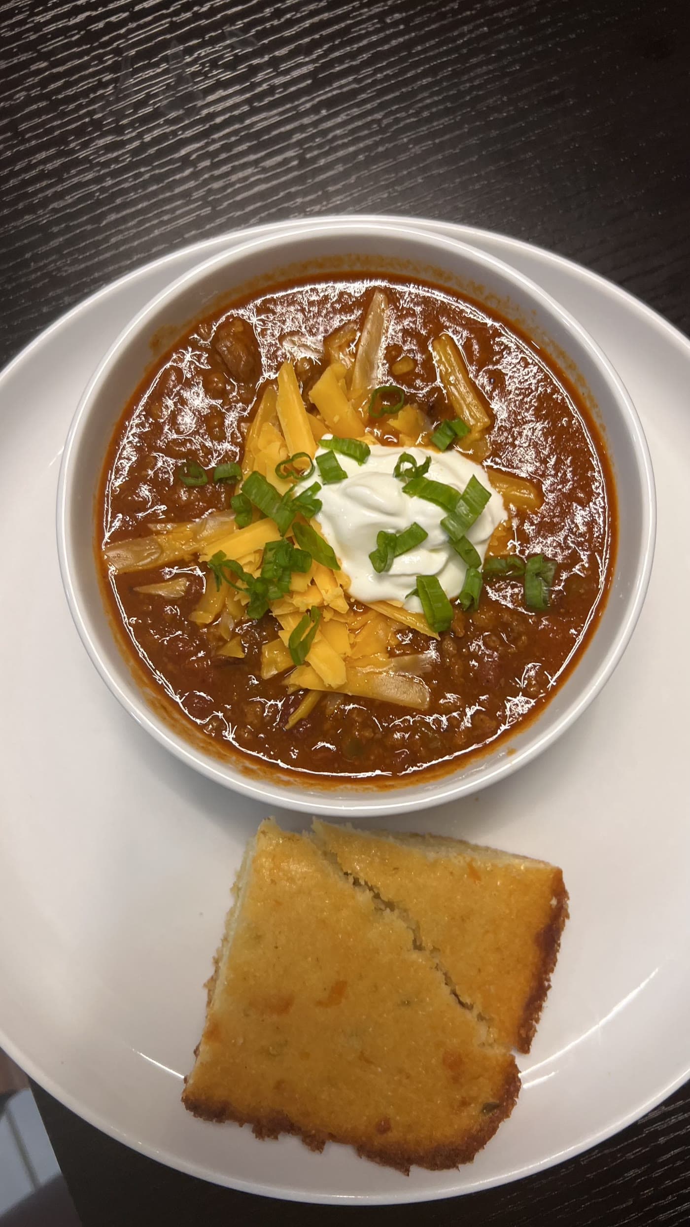 Loaded Beef Chili with Cornbread — photo 1